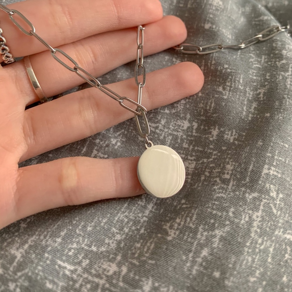 Silver smiley face - Picture 4 of 4